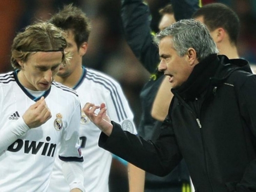 Španjolski novinar plasirao senzaciju: Mourinho zove Modrića u Spurse