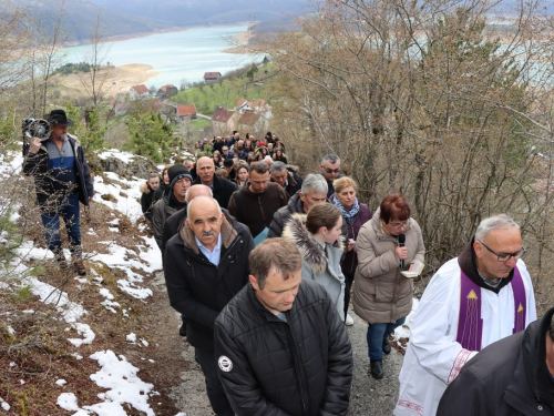 FOTO: Ramski put križa u Podboru