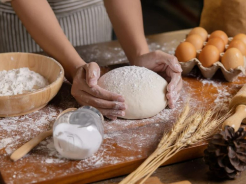 Kako napraviti savršeno tijesto: pravila koja vrijede za kruh, pizzu i kiflice