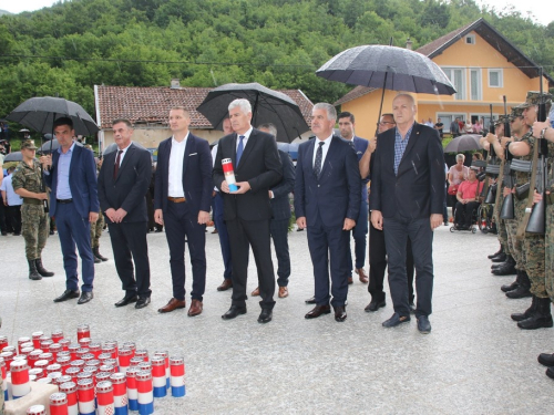 UZDOL: Otkriven spomenik poginulim braniteljima i obilježen Dan 3. bojne brigade Rama