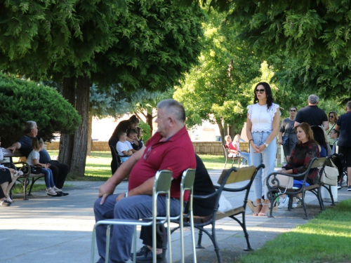 FOTO: Druga večer trodnevnice Maloj Gospi na Šćitu