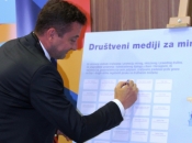 Više od 30 načelnika u BiH obavezalo se na borbu protiv govora mržnje na društvenim mrežama