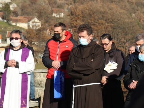 FOTO: Sahranjen fra Živko Petričević