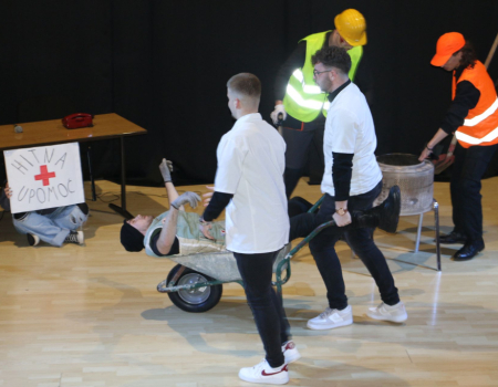 FOTO: Valentinovo u Prozoru - Maturanti priredili nezaboravnu večer