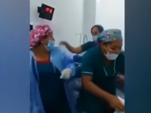 Liječnici i medicinske sestre dobili otkaze zbog snimke iz operacijske sale