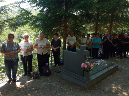 FOTO: 24. hodočašće na grob svećenika-mučenika fra Stjepana Barišića u župi Uzdol