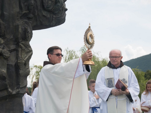 FOTO: Tijelovo u župi Rama - Šćit