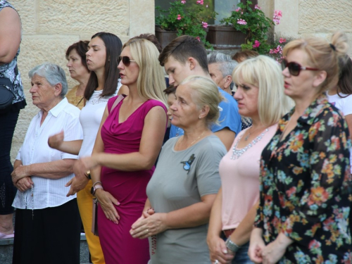 FOTO: Promocija knjige dr. sc. Šimuna Novakovića i druga večer trodnevnice na Šćitu