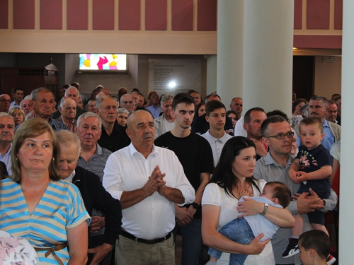 FOTO: Vanjska proslava patrona u župi Prozor