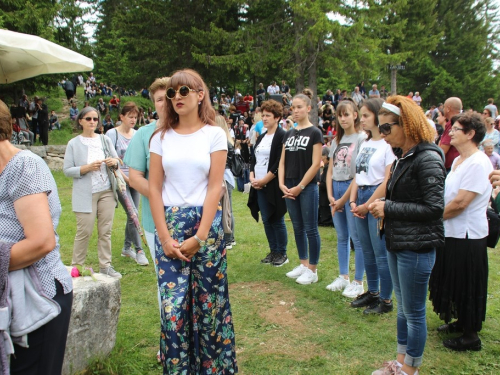 FOTO/VIDEO: Tisuće vjernika na Kedžari proslavilo Divin dan