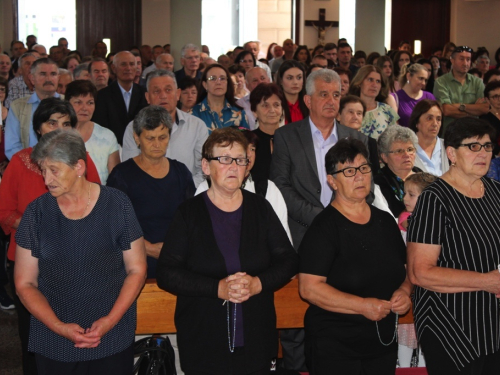 FOTO: Vanjska proslava patrona u župi Prozor