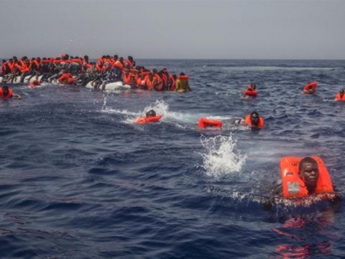 Talijanska obalna straža spasila 42 migranta kod Lampeduse