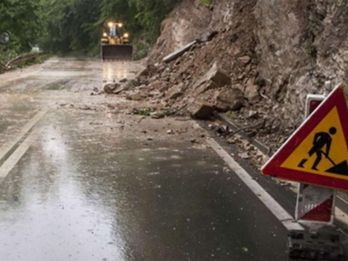 Zbog nestabilnog vremena, te povremene kiše opreznije voziti