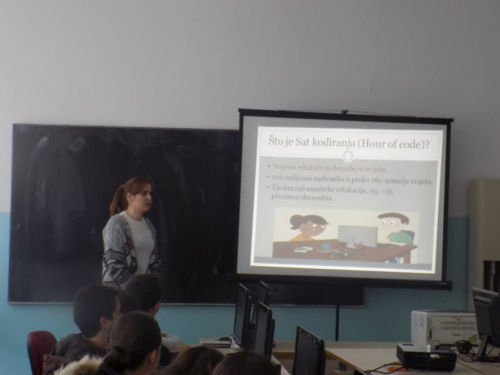 Sat kodiranja u osnovnoj školi u Prozoru