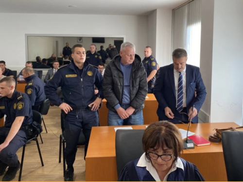 Podvođenje maloljetnica u Tuzli: Tužiteljstvo traži produženje pritvora policajcima