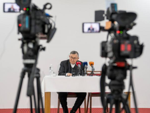 Novi je Papa moralna vertikala za cijeli svijet