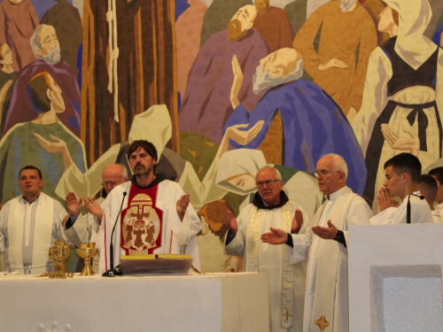 FOTO: Patron župe Gračac - Proslava sv. Antuna Padovanskog