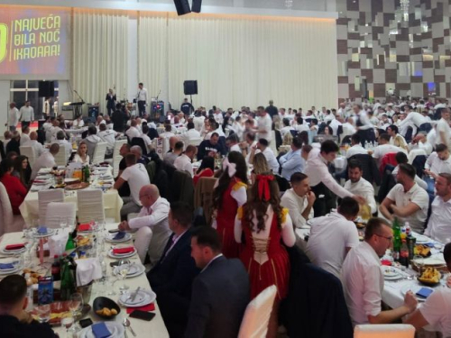 U Tomislavgradu "gorilo": 'Bila noć' okupila 800 Hajdukovaca