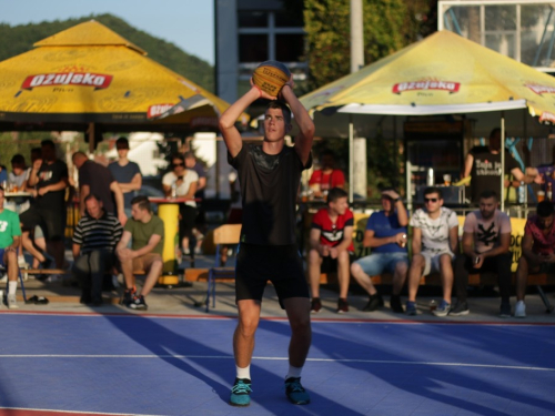 ''Caffe In Domić'' pobjednik Streetball Rama 2020. za juniore