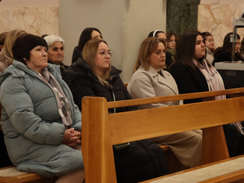 FOTO: Polnoćka na Šćitu