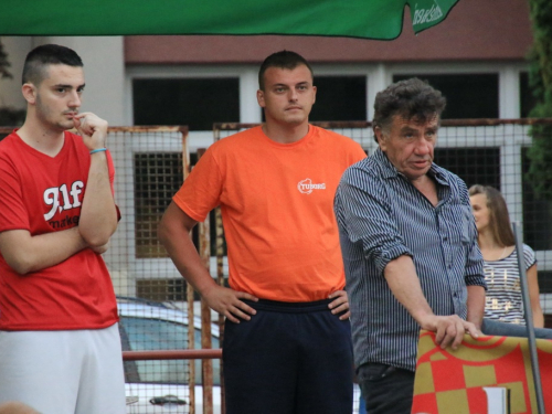 FOTO: U Prozoru počeo 13. Streetball turnir