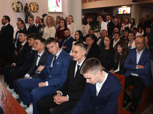 FOTO: Krizma u župi Prozor