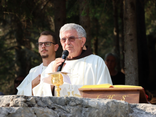 FOTO: Misa Uočnica na Kedžari