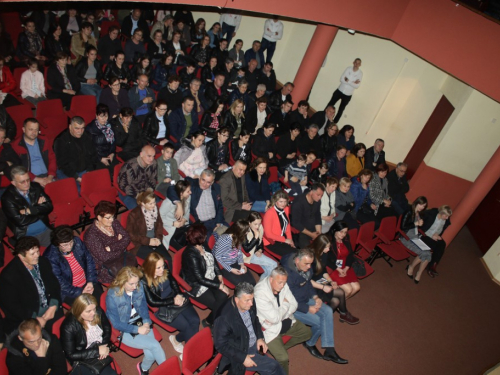 FOTO/VIDEO: U Prozoru održan humanitarni koncert za Markicu Andričića