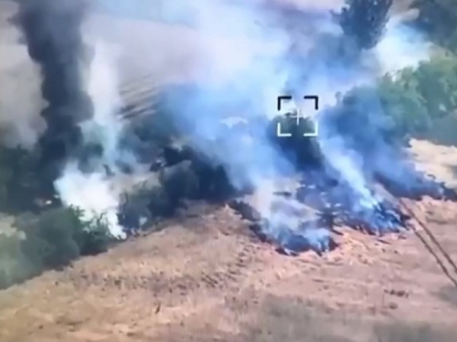 VIDEO: Ukrajinci su uništili ruski konvoj pun oružja