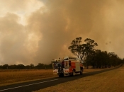 Veliki šumski požar u Australiji, vatra se približava gradovima