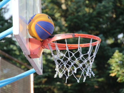 FOTO: Počeo turnir u uličnoj košarci ''Streetball Rama 2017.''