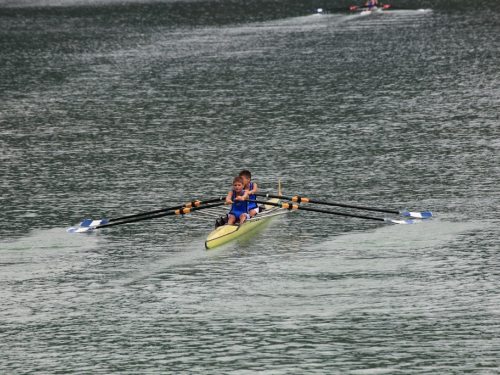 FOTO: Na Ramskom jezeru održana 10. veslačka regata