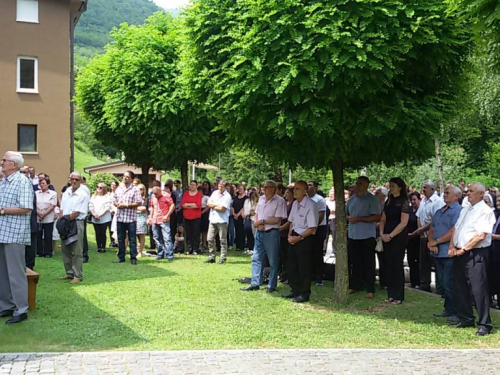 Župa Gračac: Vanjska proslava sv. Ante