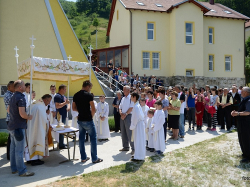 FOTO: Tijelovo na Uzdolu