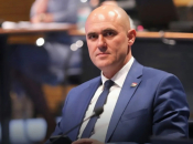 Dabro: Zabranite petokraku pod kojom je razaran Vukovar i napuštam sabor