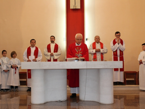 FOTO: Veliki petak u župi Prozor