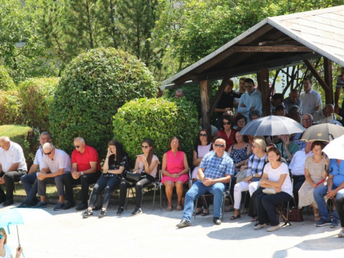 FOTO: Mlada misa fra Franje Barabana u Rumbocima