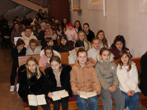 FOTO: Sv. Nikola posjetio župu Prozor