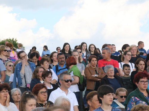 FOTO: Jedinstveni događaj na Pidrišu - stigle moći sv. Ante