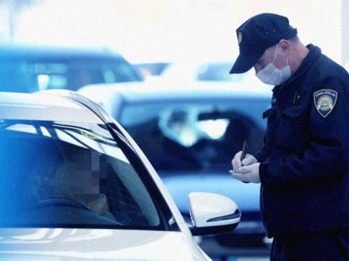 Granice će se dodatno zatvoriti, sve će poskupjeti