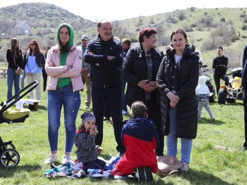 FOTO: Druženje Rumbočana i sv. misa na Zahumu