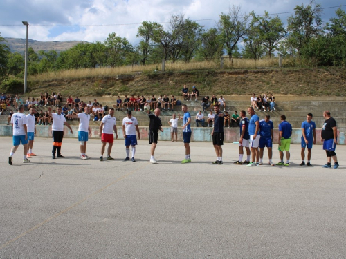 FOTO: 'Proslap' pobjednik turnira u Ripcima