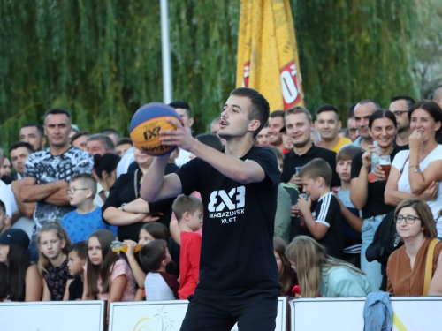 FOTO: Ekipa ''Ba.Riba'' pobjednik 20. Streetball Rama 2022.