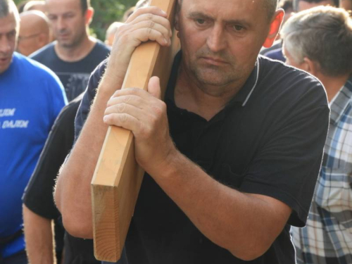 Dario Kordić na proslavi Dana 3. bojne brigade Rama na Uzdolu