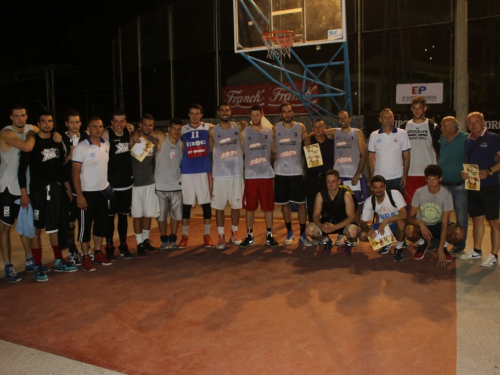 FOTO: ''General Vasilije Mitu'' iz Zagreba pobjednik 15. Streetball Rama