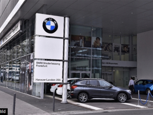 Državljanin BiH demolirao salon BMW-a u Frankfurtu: Šteta 10.000 eura!