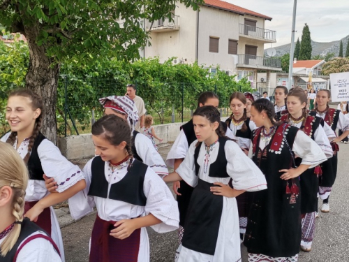 FOTO: HKUD Rama sudjelovao na dječjoj smotri folklora u Rodoču