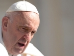 Papa Franjo ide poslijepodne na operaciju abdomena