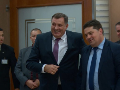Tužiteljstvo BiH izdalo nalog za privođenje Dodika, Viškovića i Stevandića