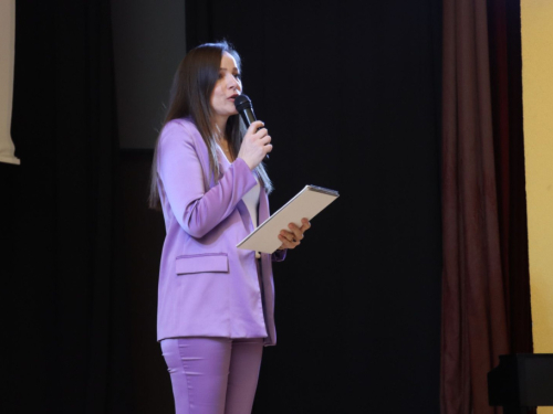 FOTO: Petra Krešo pobjednica dječjeg festivala ''Mala Rama 2025.''